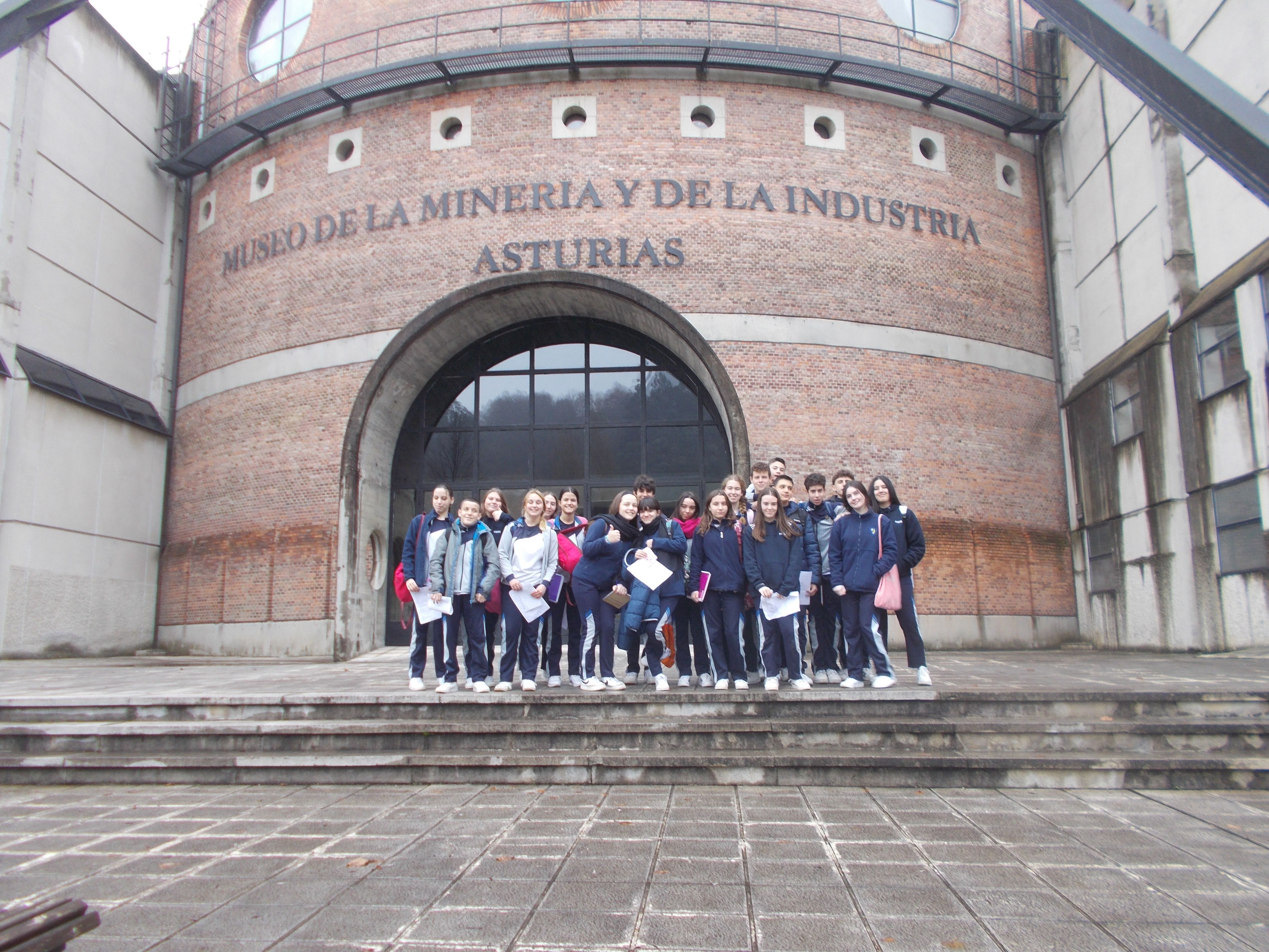 VISITA CATEDRAL DE OVIEDO 2024 1